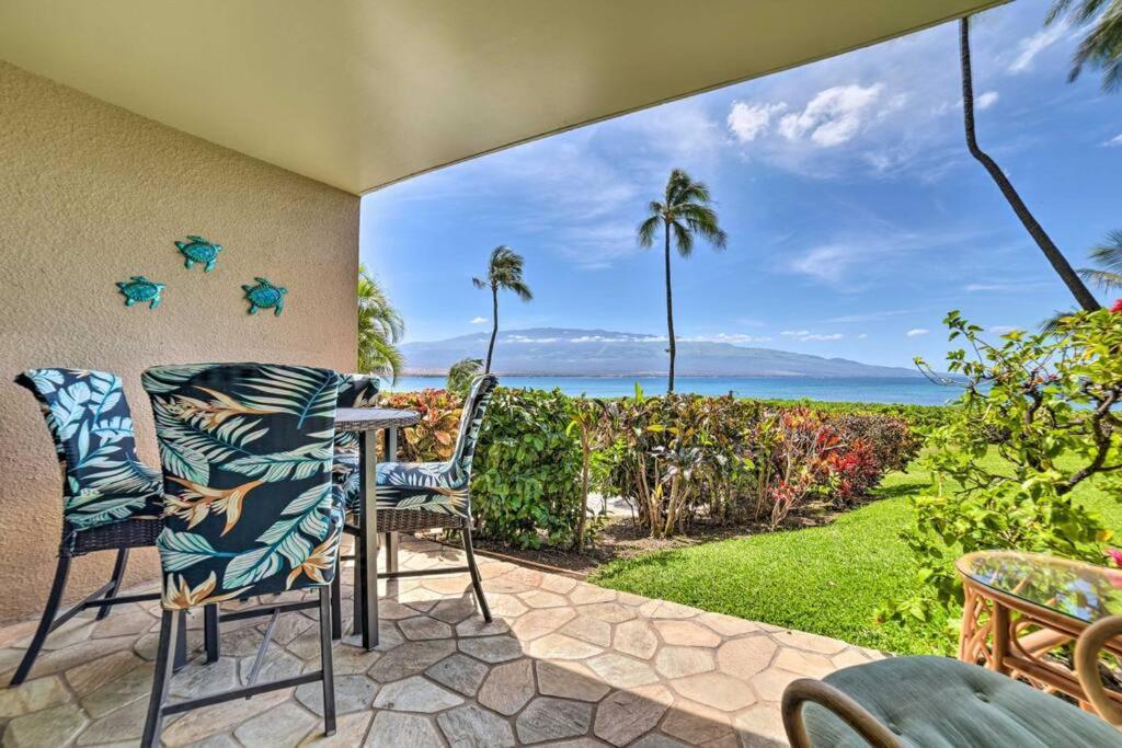 Stunning Maui Direct Ocean Front On The Beach, Walk To Beach From Condo, Watch Turtles, Whales, Ac In All Rooms Ocean View Pool And Spa Wailuku 外观 照片