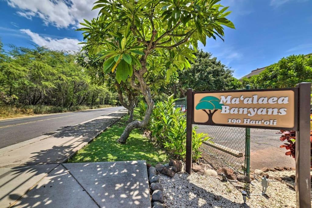 Stunning Maui Direct Ocean Front On The Beach, Walk To Beach From Condo, Watch Turtles, Whales, Ac In All Rooms Ocean View Pool And Spa Wailuku 外观 照片
